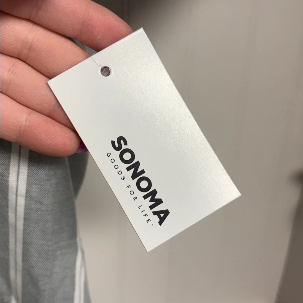 NWT Sonoma Button Down Shirt - Picture 6 of 10